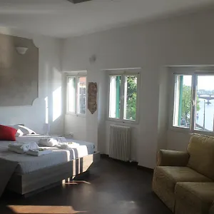 https://residenza-san-tomaso.hotelinveneto.com